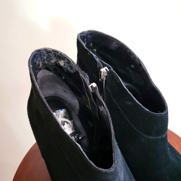 Stack-heeled, Suede Booties - Picture 5 of 7